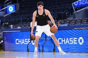 离开NBA！上赛季勇士双向后卫塔兰-阿姆斯特朗签约贝尔格莱德游击