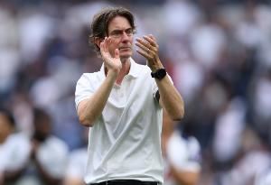 热刺首次联赛对利兹联取得客场三连胜，终结对手主场23场不败