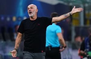 斯基拉：如果本周末无法战胜莱切，佛罗伦萨主帅皮奥利可能下课